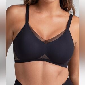 HONEYLOVE Liftwear Crossover Bra ❤️NWT❤️IN STORES❤️